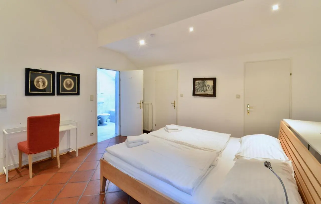 Spacious Flat With Panoramic View 维也纳 0*,