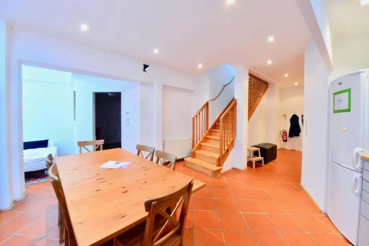 Spacious Flat With Panoramic View Vienna