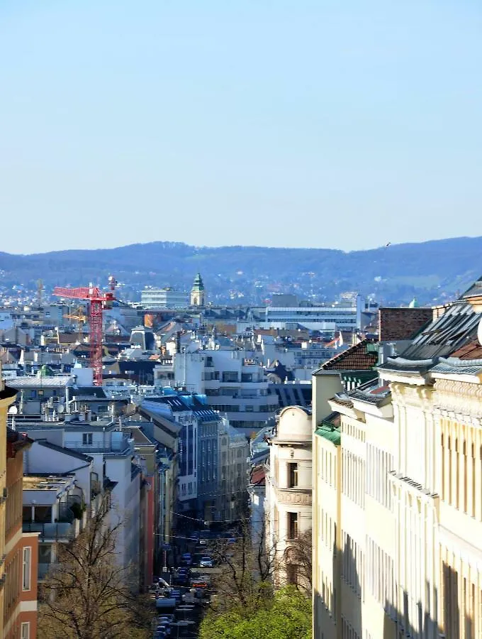 Apartment Spacious Flat With Panoramic View Vienna