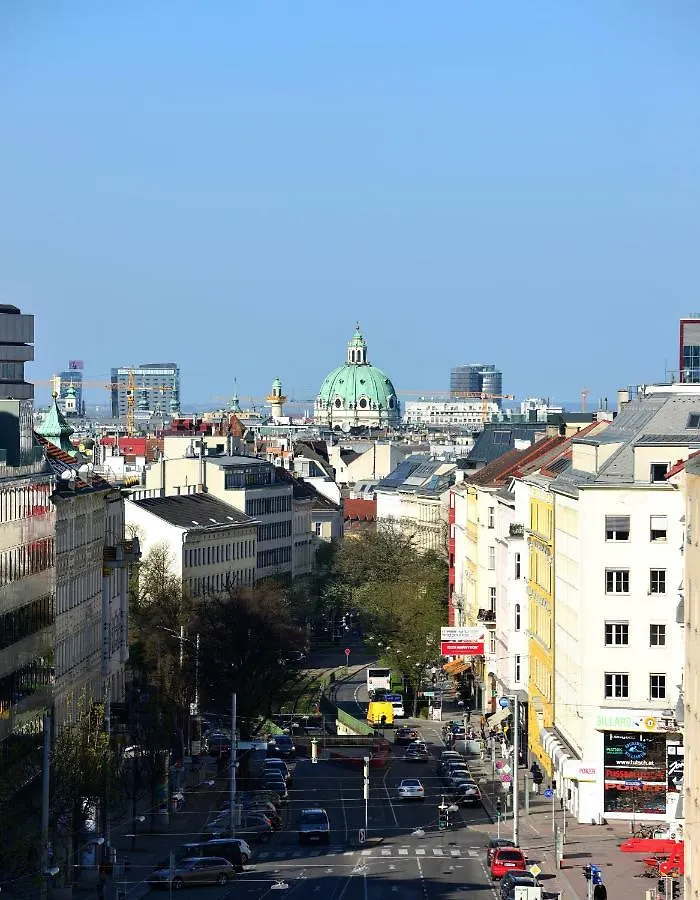 Spacious Flat With Panoramic View Vienna