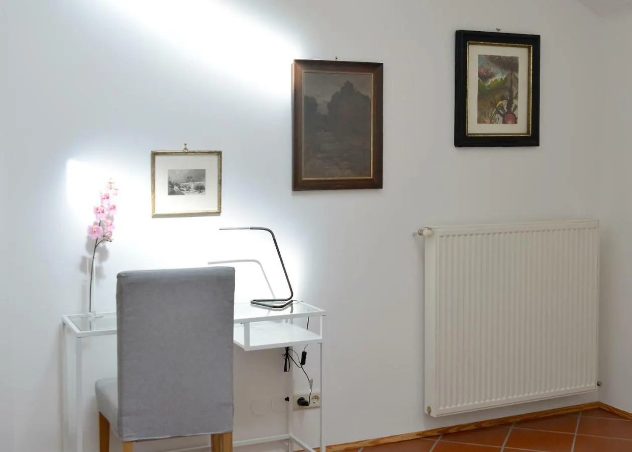 Apartment Spacious Flat With Panoramic View Vienna